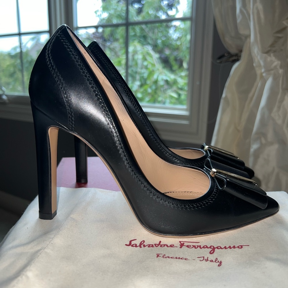 Salvatore Ferragamo Edina Heels - Picture 7 of 9